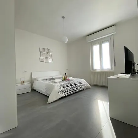 The Chic * Verona